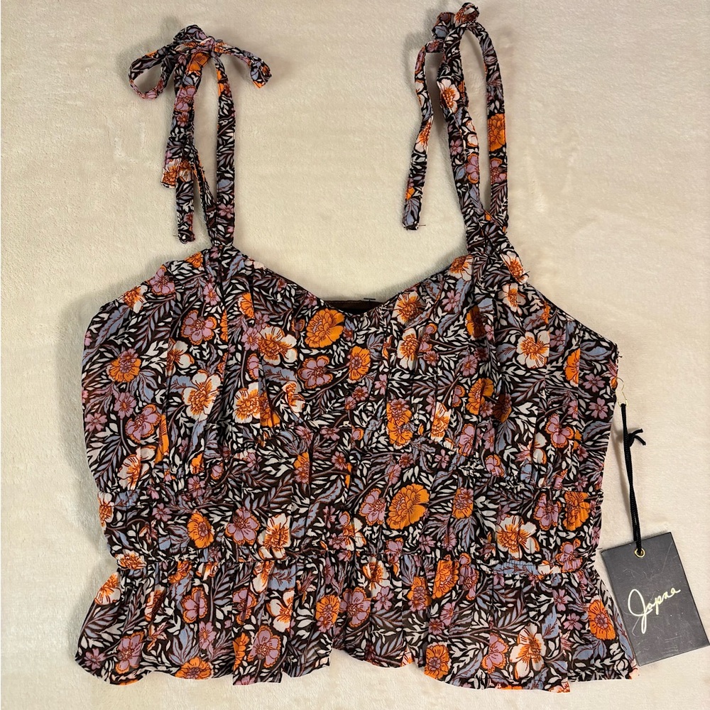 Women’s Dainty Floral Smocked Flirty Babydoll Ruffled Spagetti Strap Crop Top